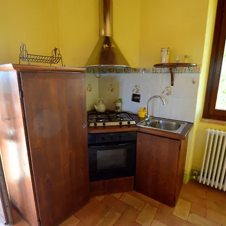 Beautiful In The Umbrian Countryside With Bbq & Pool Holiday home *
