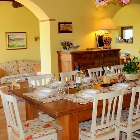 Holiday home Beautiful In The Umbrian Countryside With Bbq & Pool