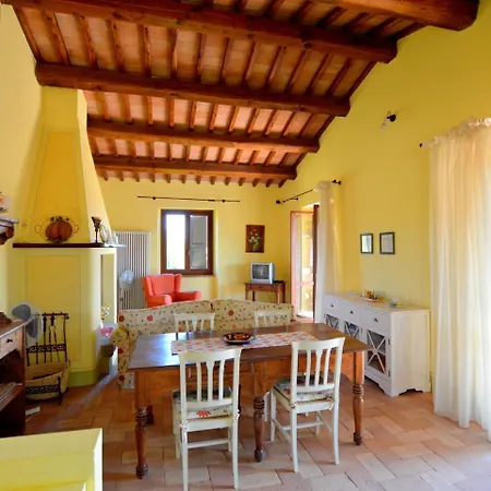 Beautiful In The Umbrian Countryside With Bbq & Pool Holiday home